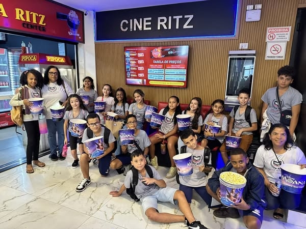 PROJETO &quot;A MAGIA DO CINEMA&quot; MOVIMENTA A EDUCAÇÃO