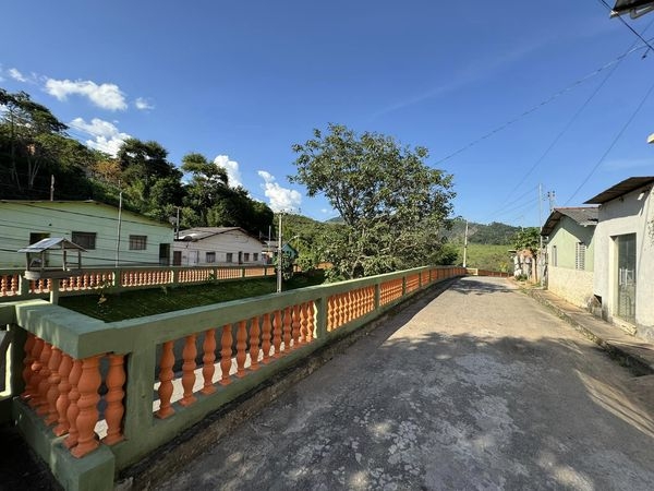 MUROS DO BAIRRO SÃO GERALDO RECEBEM PINTURA