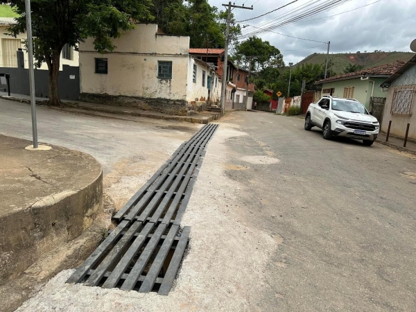 SECRETARIA DE OBRAS CONCLUIU REDE DE DRENAGEM NO BAIRRO SÃO GERALDO