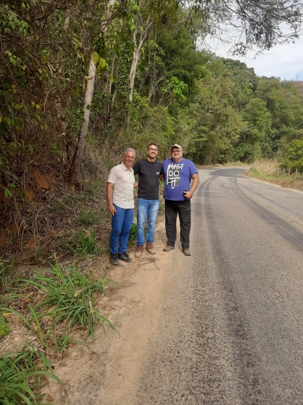 SECRETARIA DE OBRAS REALIZA VISTORIA NA &quot;CURVA DO RAUL&quot;