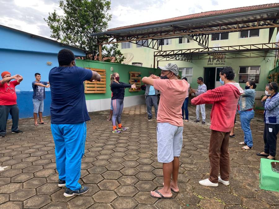 PREFEITURA INCLUI SERVIÇOS DE FISIOTERAPEUTA PARA ALUNOS DO APAE