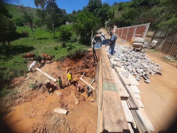 PREFEITURA INÍCIA MAIS UMA OBRA NO BAIRRO SÃO GERALDO