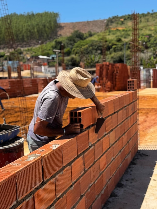 CONSTRUÇÃO DA NOVA CRECHE AVANÇA RÁPIDO E GARANTE MELHORES CONDIÇÕES PARA A EDUCAÇÃO INFANTIL