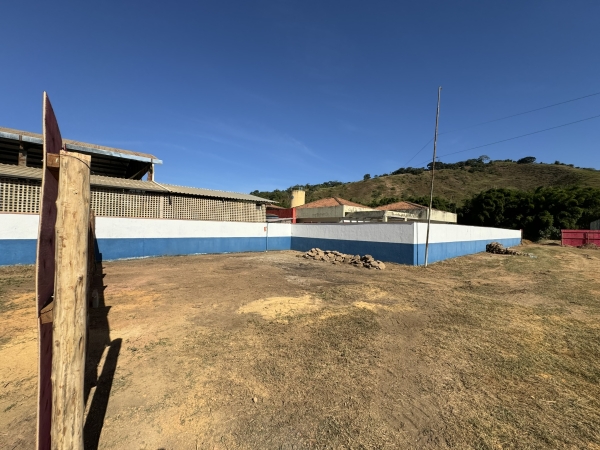PREFEITURA INICIA CONSTRUÇÃO DE NOVA CRECHE