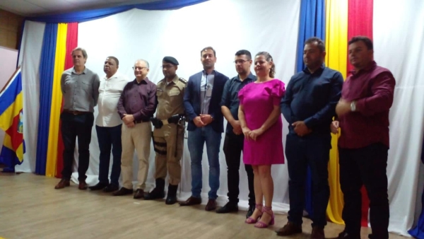 PREFEITO PARTICIPA DE POSSE NA 17ª CIA DE POLÍCIA MILITAR