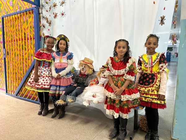 ESCOLA NOSSA SENHORA DA SA&Uacute;DE REALIZA COM SUCESSO O ARRAIAL TRADI&Ccedil;&Atilde;O