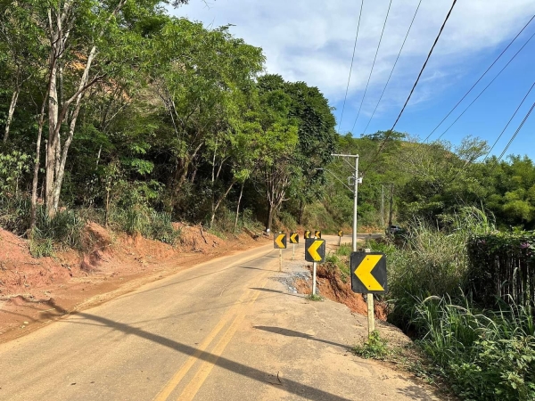 DER-MG COMEÇA OBRAS DE REPARO DA MG 123