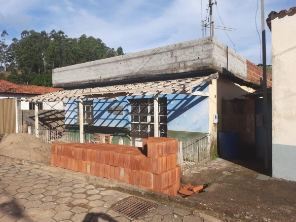 PREFEITURA E COMUNIDADE REALIZAM CENTRO COMUNITÁRIO DE SÃO TOMÉ