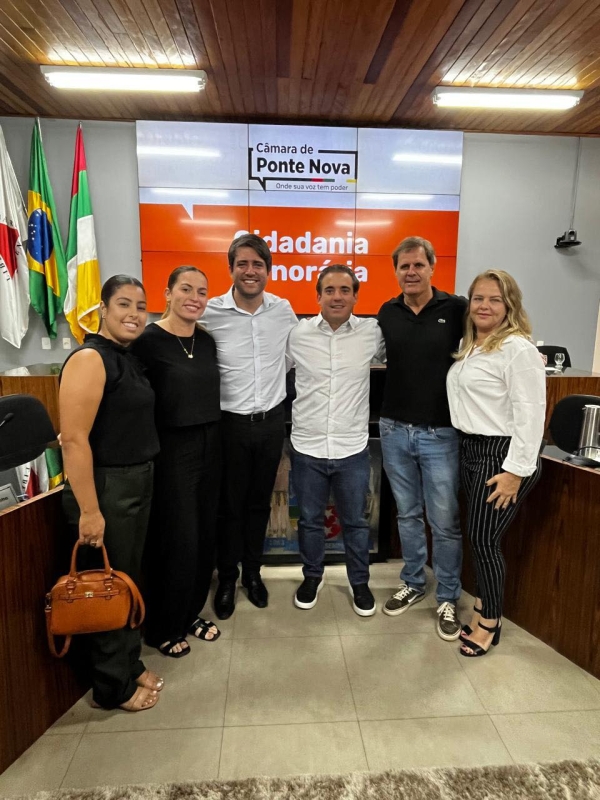 COMITIVA SILVERIENSE PARTICIPA DE HOMENAGEM A FÁBIO BACCHERETTI