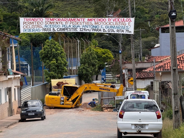 DESMOBILIZA&Ccedil;&Atilde;O DA PASSAGEM ENTRE CENTRO E BAIRRO CAMPESTRE EM DOM SILV&Eacute;RIO