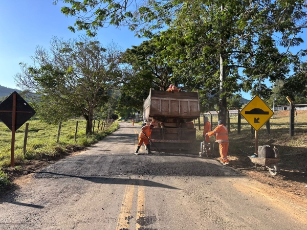 DER INSTALA REDUTORES DE VELOCIDADE NA MGC 120