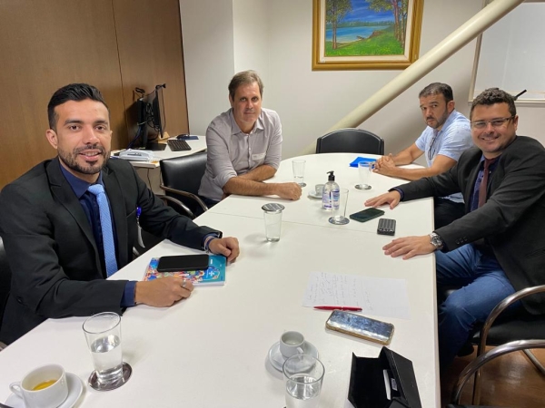 JOSÉ BRÁULIO CONCLUI VIAGEM A BRASÍLIA E CONQUISTA MAIS RECURSOS PARA DOM SILVÉRIO