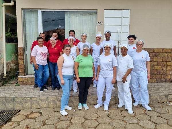SAÚDE DO TRABALHADOR: EQUIPE VISITA EMPRESA KI DELICIA