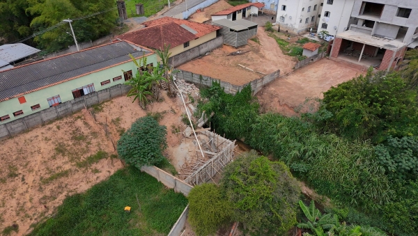 PREFEITURA DE DOM SILV&Eacute;RIO INICIA CONSTRU&Ccedil;&Atilde;O DE MURO DE CONTEN&Ccedil;&Atilde;O AP&Oacute;S TRANSTORNOS CAUSADOS PELO C&Oacute;RREGO DO MINGAU