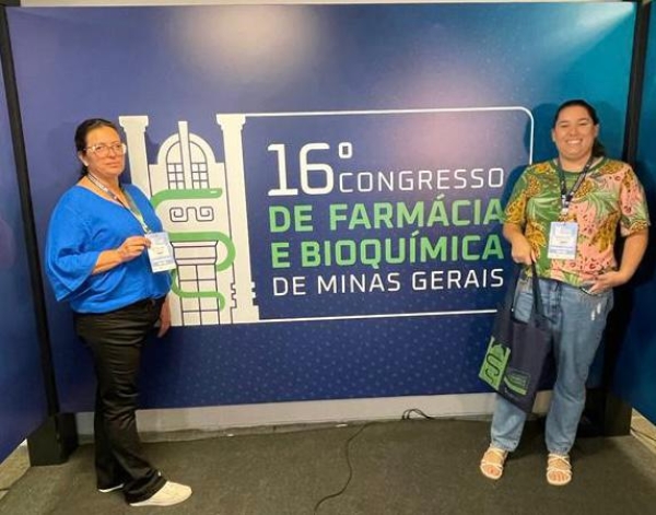 SERVIDORAS PARTICIPAM DE CONGRESSO DE FARMÁCIA