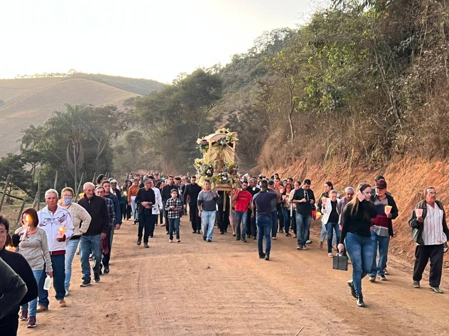 SUCESSO TOTAL AS FESTIVIDADES DO JUBILEU DE NOSSA SRA. DA SAÚDE E ANIVERSÁRIO DE DOM SILVÉRIO